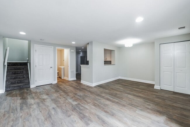 Foto del edificio - 3 bedroom 2.5 bathroom townhome for rent