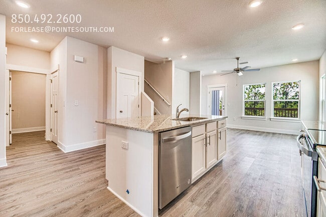 Building Photo - 7917 Sweet Retreat Ln