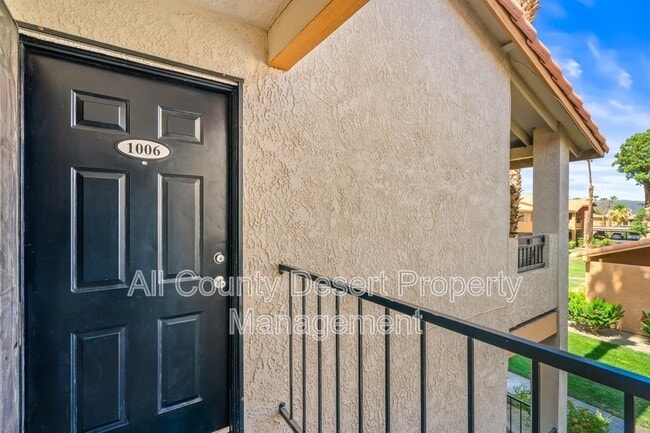 Building Photo - 78650 Ave 42