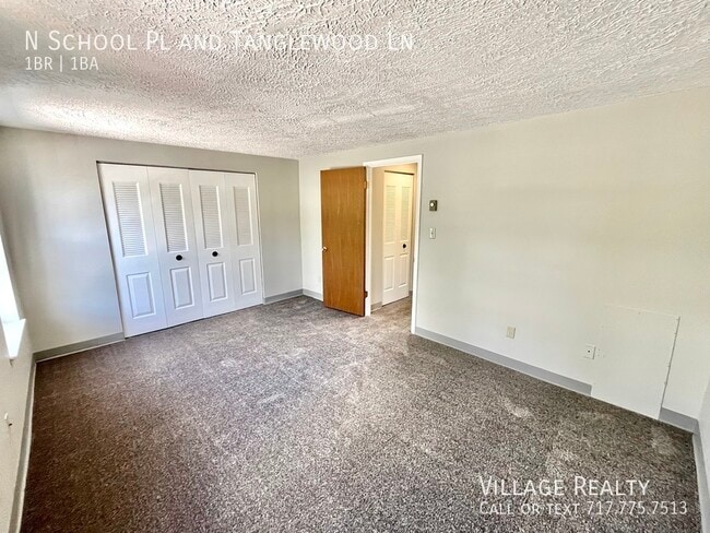 Foto del edificio - 335 N School Pl