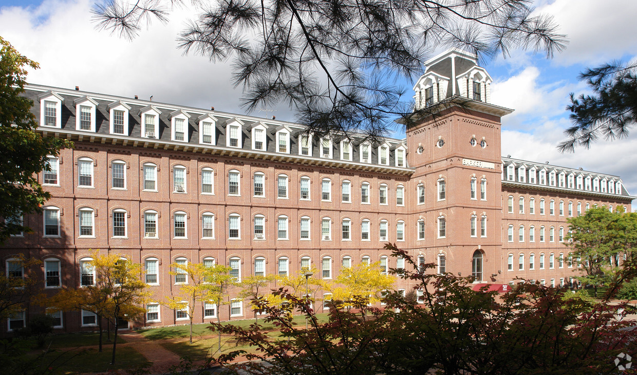 Foto del edificio - Barker Mill Arms Apartments