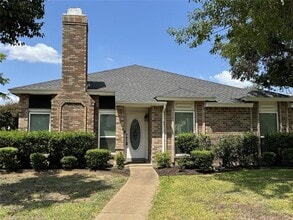 Building Photo - 7909 Iola Dr