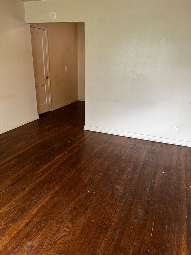 Photo - 1126 Bailey Ave Apartment