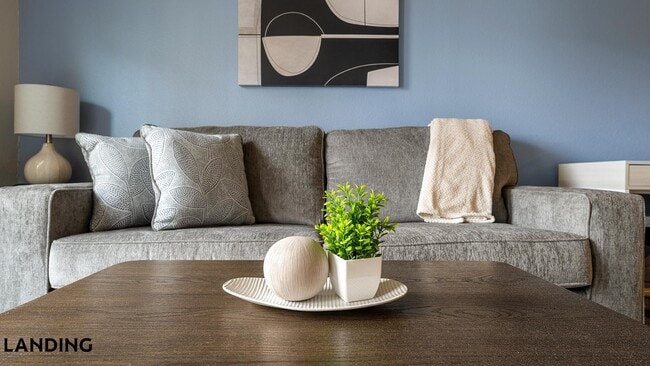 Building Photo - 522 Hancock Ave