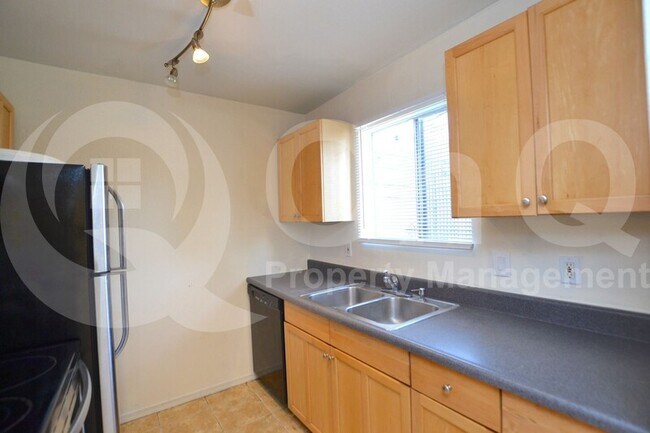 Foto del edificio - 7126 N 19th Ave