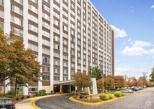 Building Photo - 11801 Rockville Pike