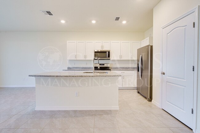 Building Photo - 2023 Block Town-Home with Community Gym and Pool