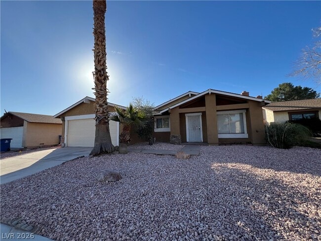 Building Photo - 6617 Baywood Ave