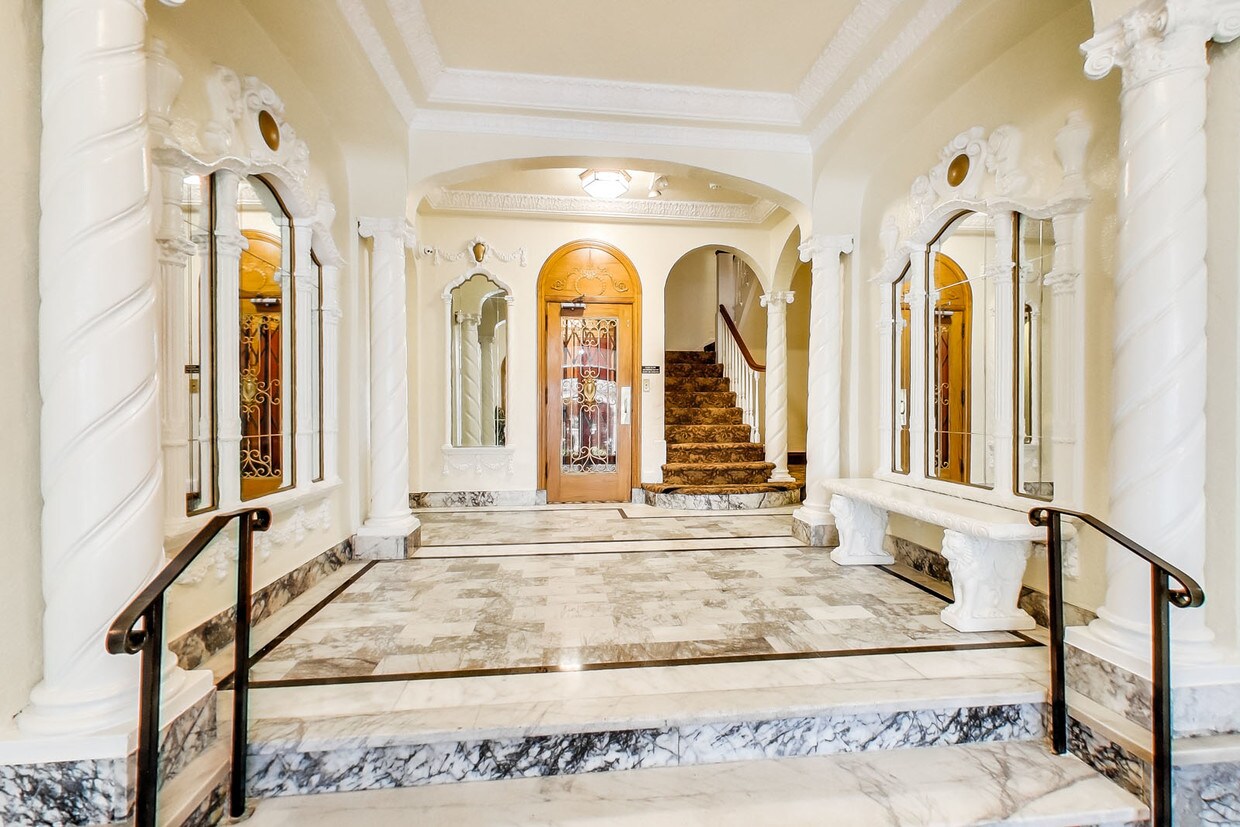 Foto del edificio - 1320-1380 Lombard