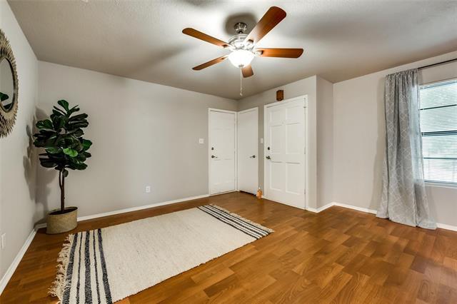 Building Photo - 121 N Bugle Dr
