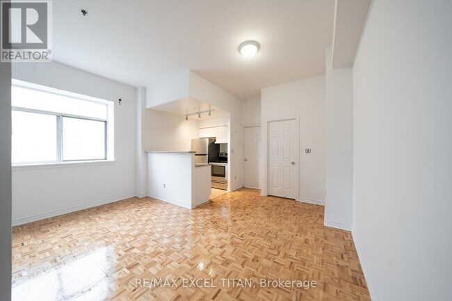 Photo du bâtiment - 1407 Dupont St