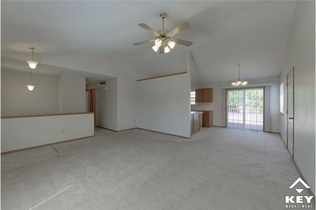 Building Photo - 11008 Bristlecone Cir