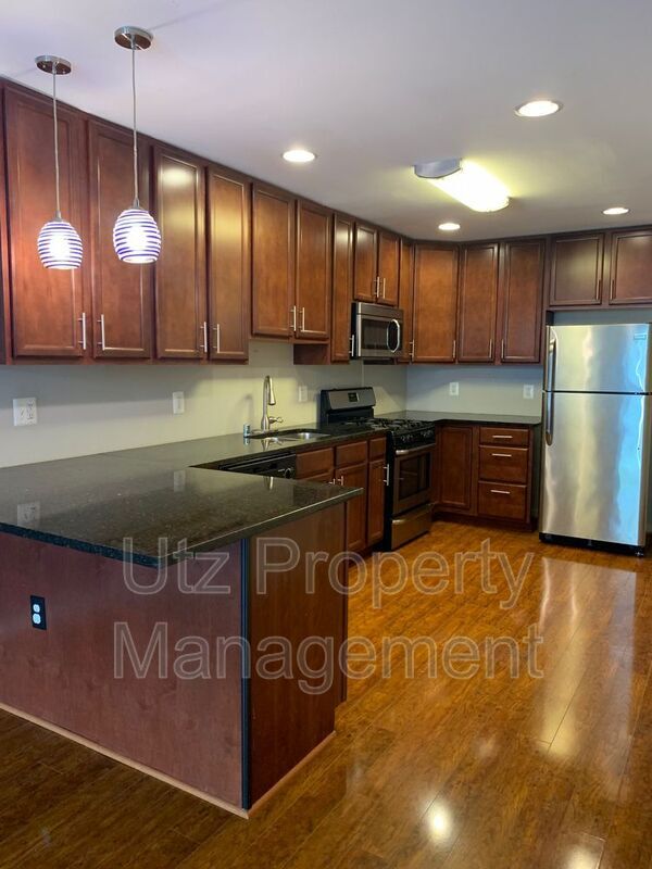 Building Photo - 151 N Milton Ave