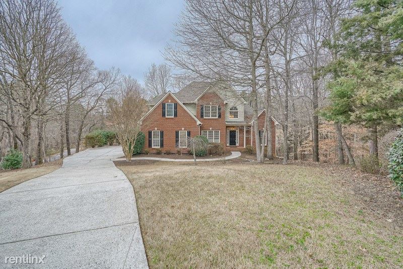 4 br, 2 bath House 2315 Ivey Oaks Road UNIT House Rental in Cumming