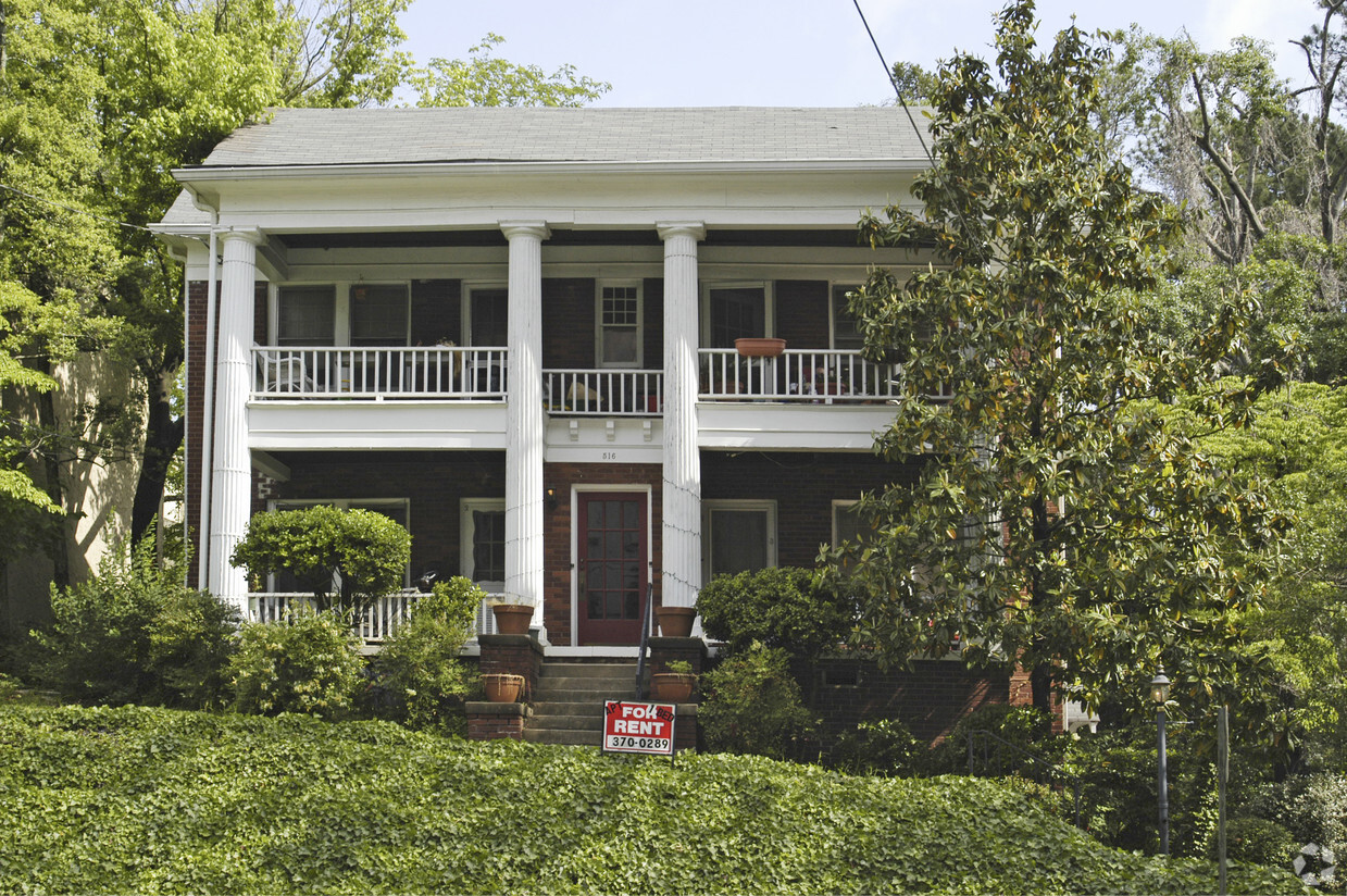 Building Photo - 516 E Ponce De Leon Ave