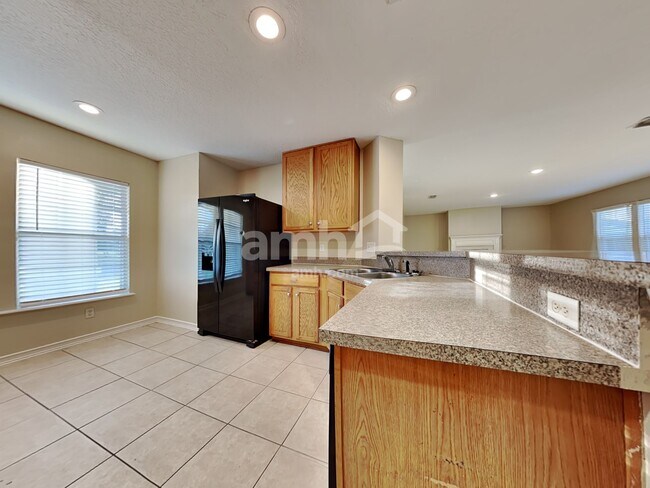 Building Photo - 9684 Hazel Lake Dr