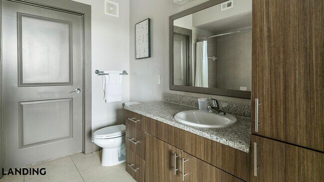 Foto del edificio - 14805 Grisby Rd
