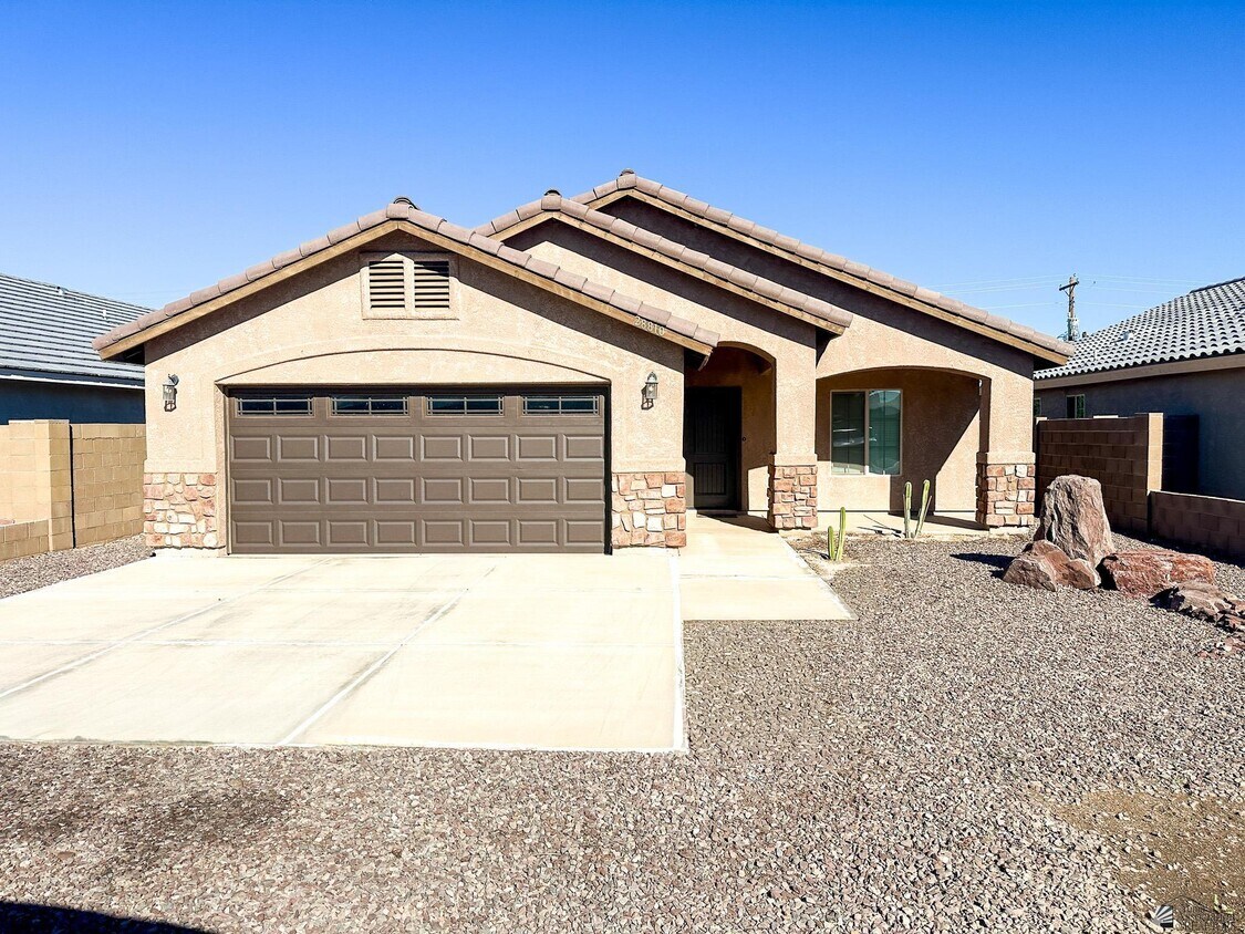 Foto principal - 28810 Arizona Ave