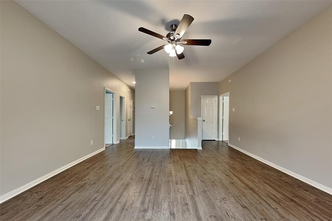 Foto del edificio - 1212 Pine Moss Ct