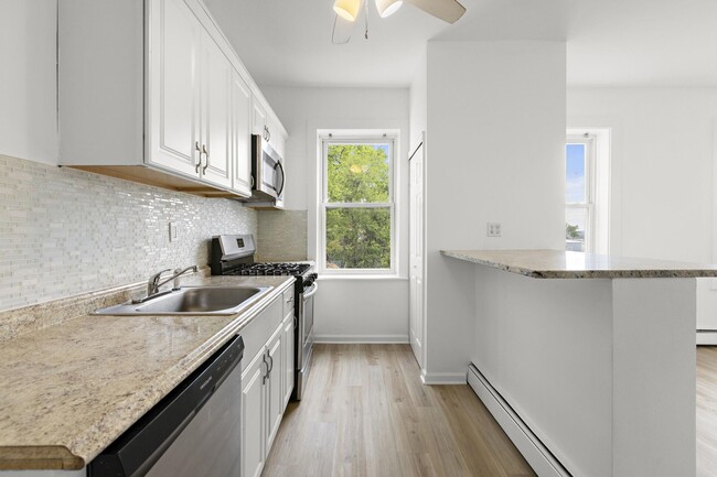 Building Photo - 1209 86th St