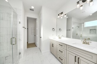 Building Photo - 4324 Avron Dr