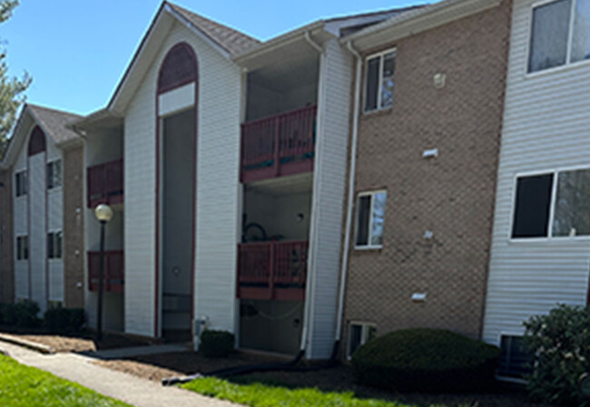 Entrances to Condos - Center of Building - 400 Berryfield Ln