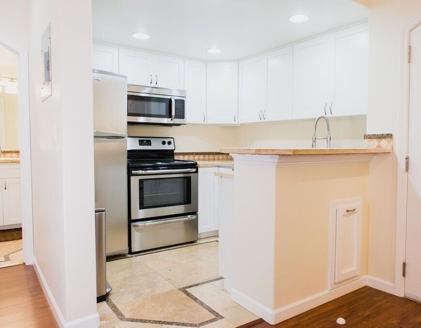 Village Retreat Apartments 919 N Heritage Dr Ridgecrest, CA