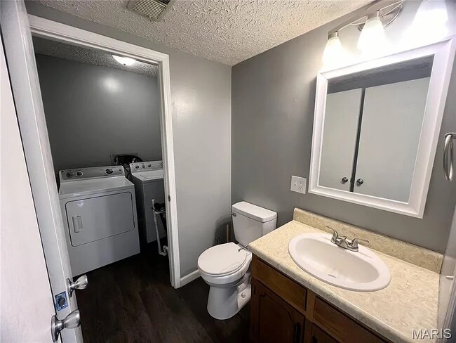 Baño del primer piso/lavadero - 23109 Triple Ln