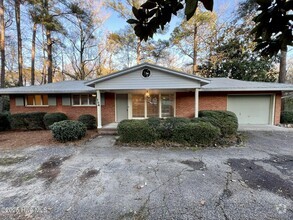 Building Photo - 194 Boiling Spring Cir