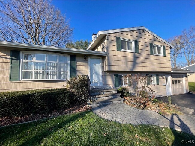 Foto del edificio - 17 Juneberry Ln