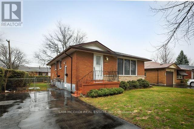 Building Photo - 3456 Rexway Dr