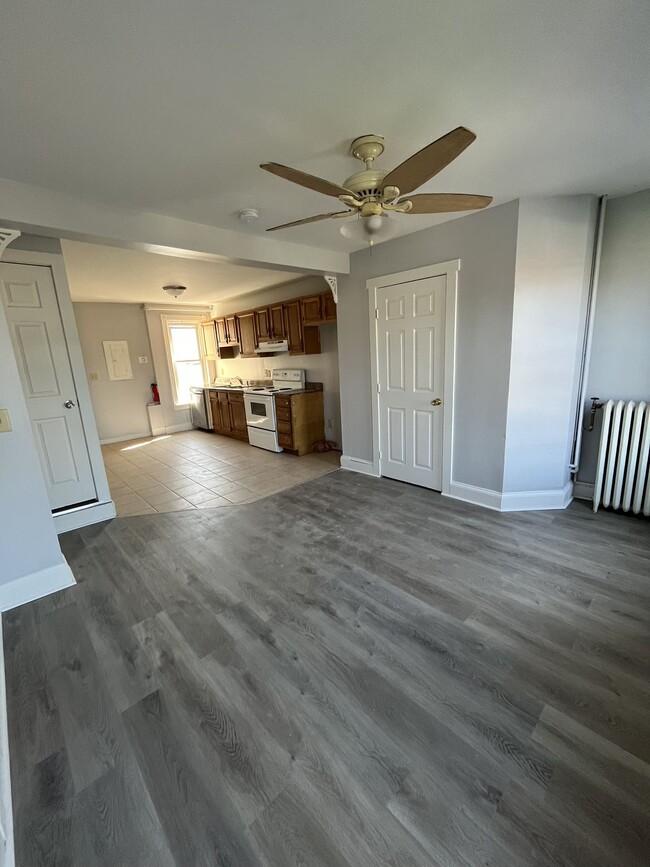 Family Room and Kitchen - 332 Franklin St