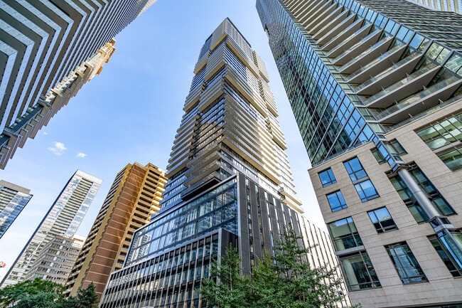 Photo du bâtiment - 55-2755 Charles St E