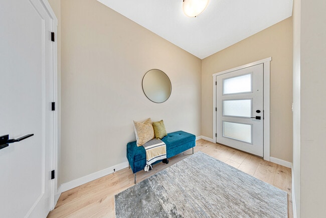 Photo du bâtiment - 2901 Rosewood Dr