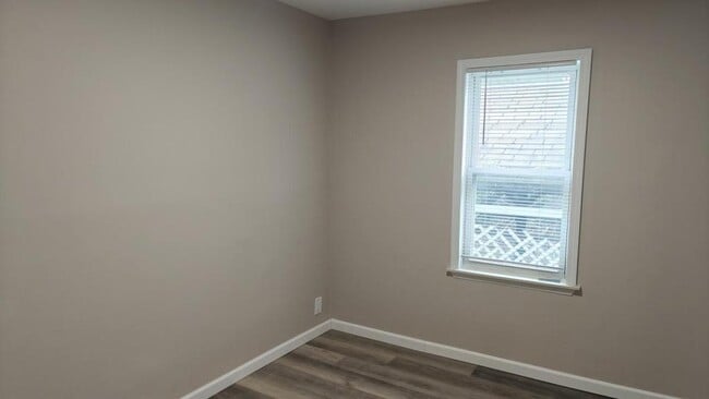 Building Photo - 31112 Krauter St