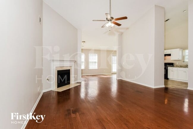 Building Photo - 231 Grandview Ln