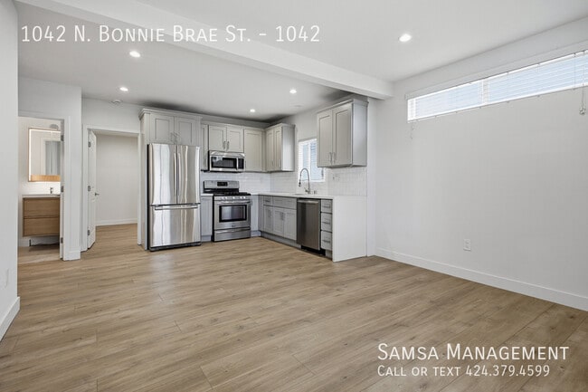 Building Photo - 1042 N Bonnie Brae St