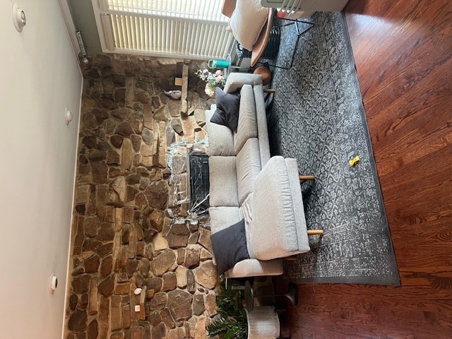 Foto del edificio - 4604 Sherwood Ave