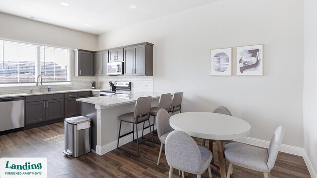 Foto del edificio - 400 E BB Fielder Rd