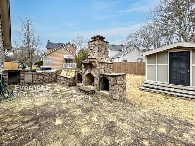 Building Photo - 3506 Clare Cottage Trace SW