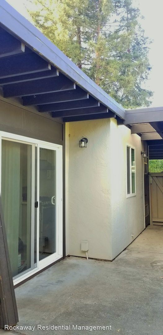 Building Photo - 2 br, 2 bath House - 43 Gladys Ave.