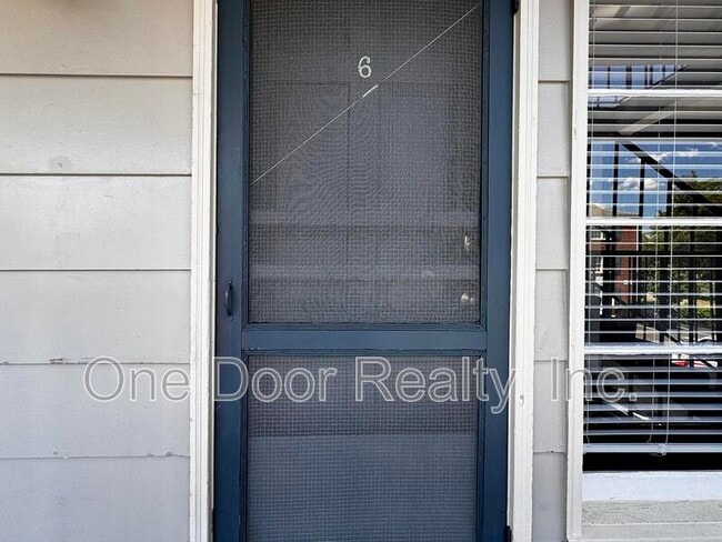 Photo - 732 Scotland St Apartment