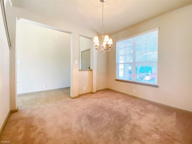 Foto del edificio - 3 br, 2.5 bath House - 733 Great Oaks Dr