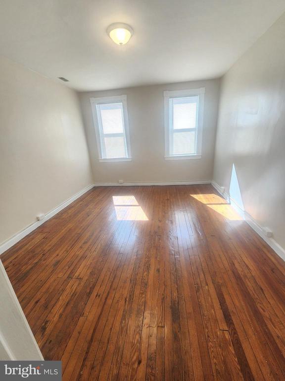 Building Photo - 2702 Wilkens Ave