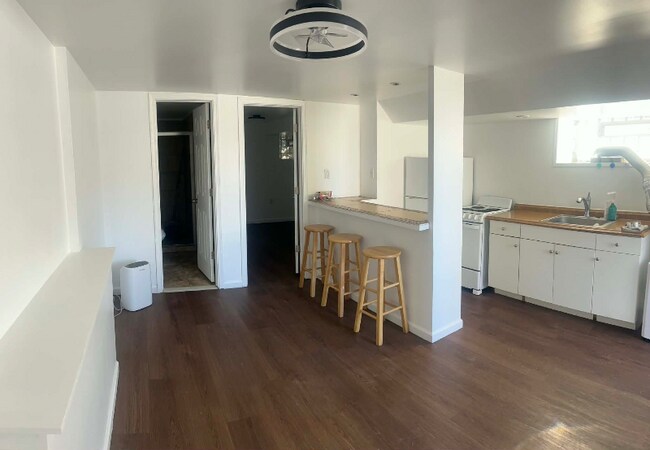 Foto del edificio - 6600 Hegerman St