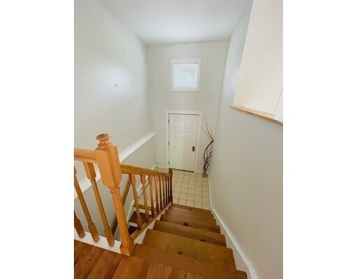 Primary Photo - 82 Camelot Dr
