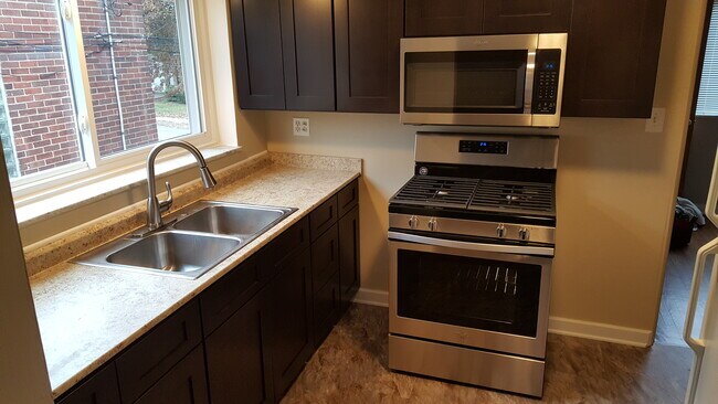 Cocina - 129 Stanton Ct W