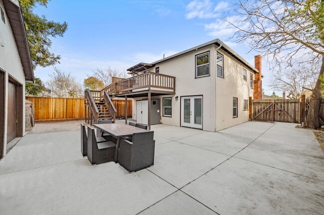 Photo - 301 D St Apartment