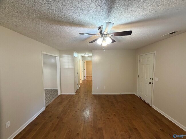Foto del edificio - 1306 Sparkman St NW
