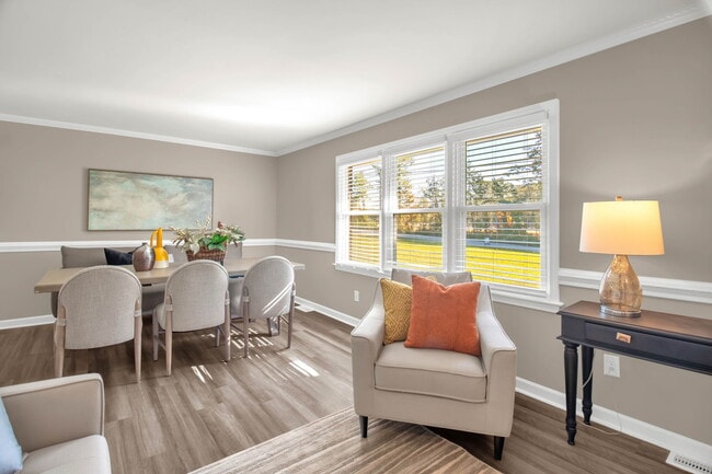 Foto del edificio - 200 Cedarwood Trail